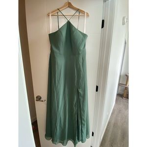 Azazie Bailey / Eucalyptus / size 16
